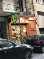 Farmacia Llucía Rado Portell - Bild 5