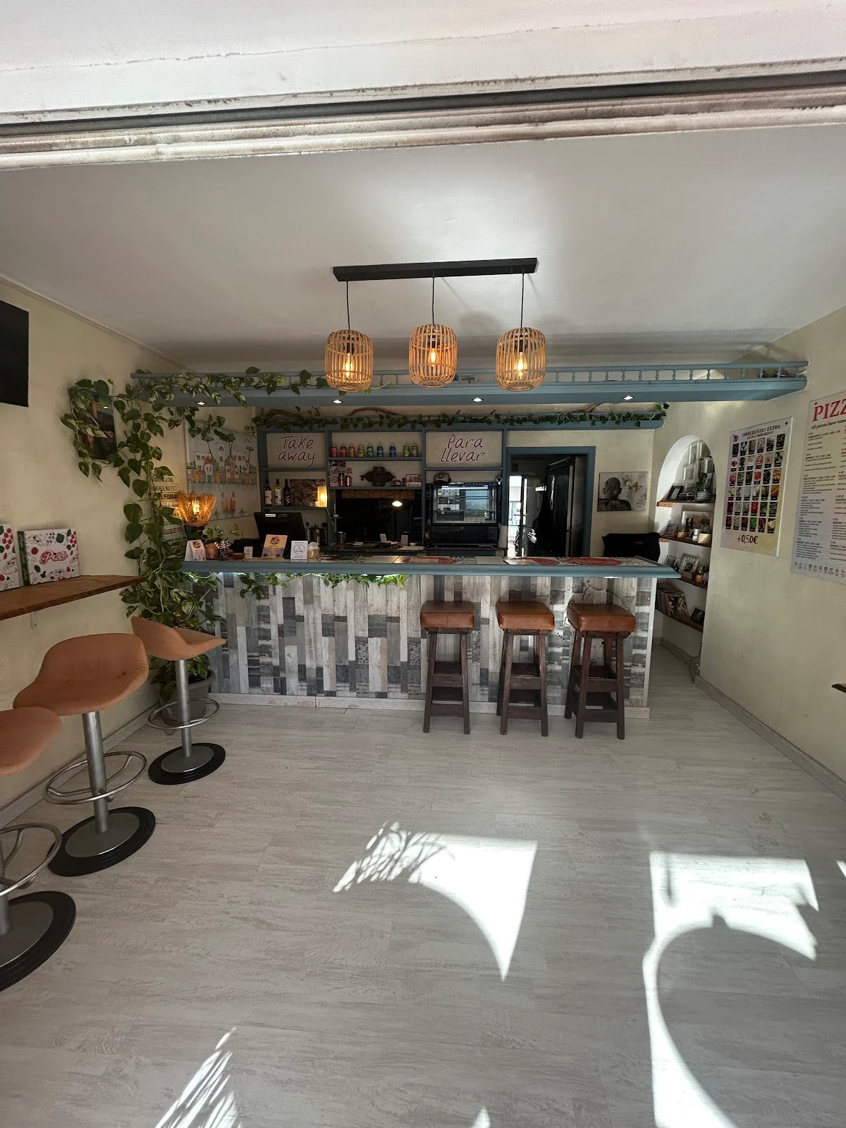 Bigood Pizza Restaurant - Bild 1