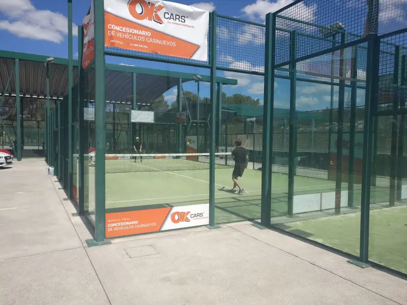 Pins Pádel Club - Bild 1