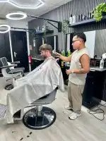 Heinz Barber Shop - Bild 5