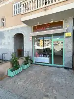 Monades Papereria, Detalls i Més