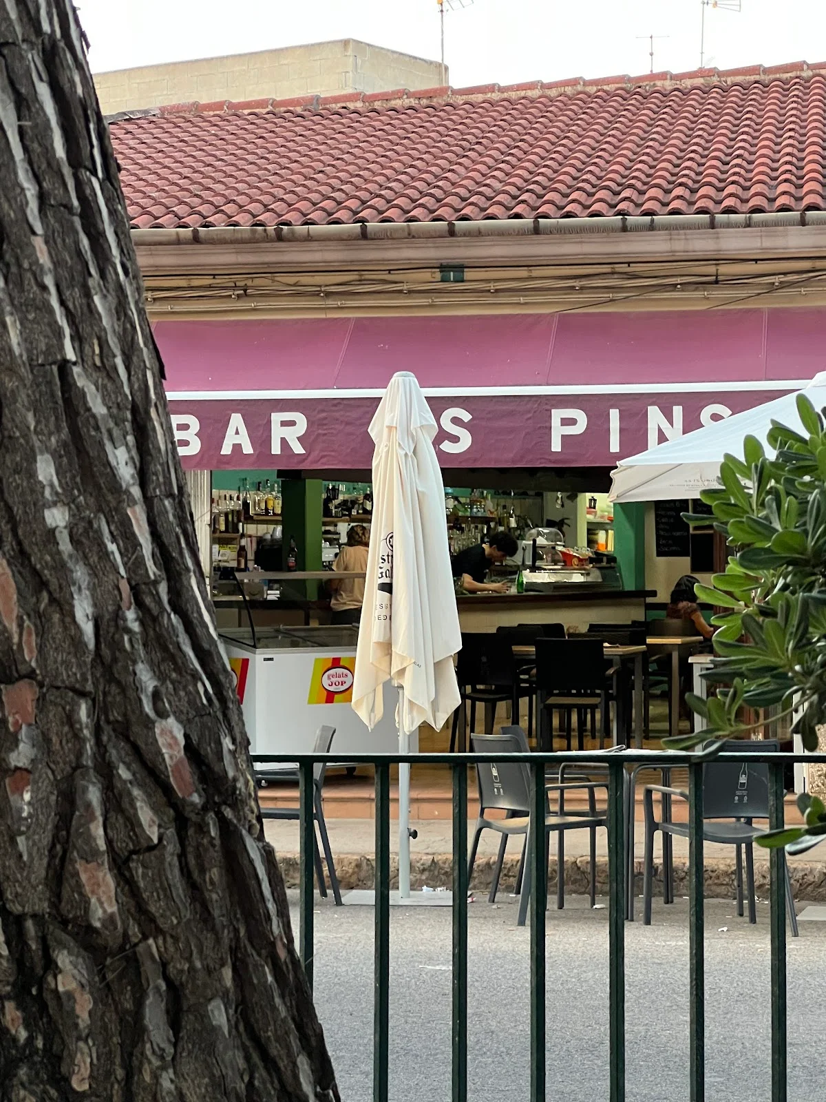 Bar Es Pins - Bild 1
