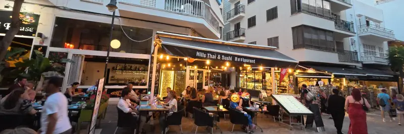 HILLS Thai And Sushi - Image 1