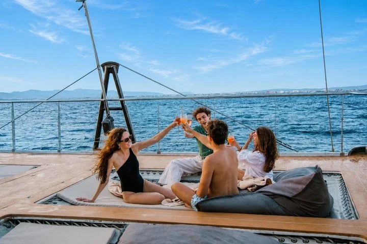 5-stündiger Katamaran-Ausflug von Palma nach Cala Vella mit BBQ - Bild 3