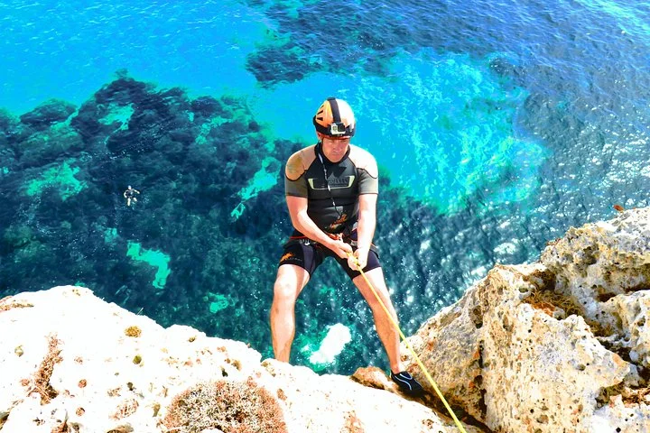 Wasserhöhlenabenteuer in Cala Romantica auf Mallorca - Bild 3