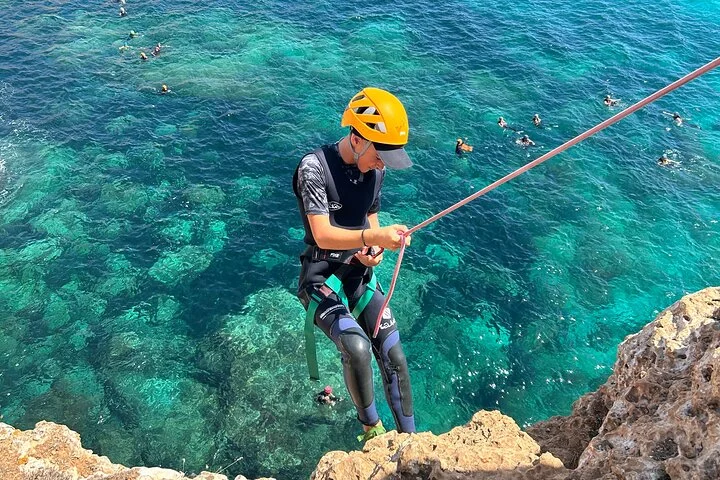 Wasserhöhlenabenteuer in Cala Romantica auf Mallorca - Bild 4