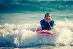 Surfunterricht auf Mallorca: Surfen lernen im Mittelmeer - Bild 1