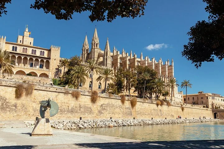 Private familienfreundliche Stadtrundfahrt durch Palma de Mallorca - Bild 2