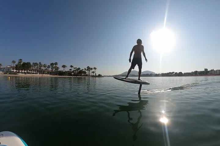 Geführter Efoil-Kurs im Hafen von Alcúdia - Bild 4