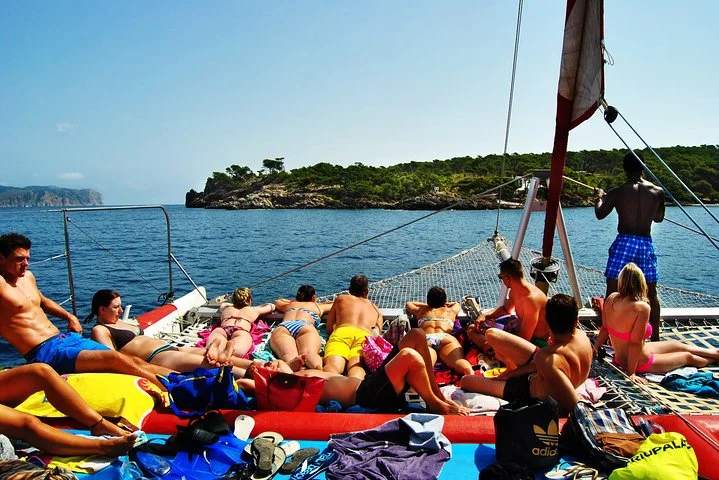Katamaran-Tour in der Bucht von Pollensa auf Mallorca - Bild 5