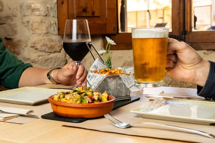 Selbstgeführte Tapas- und Weintour durch die Altstadt von Alcudia - Bild 2