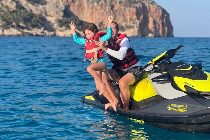 1-stündiger Jet-Ski-Ausflug zum Cap Vermell auf Mallorca - Bild 2