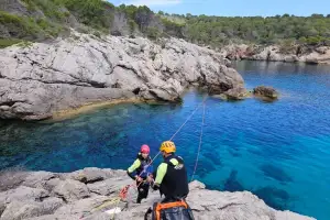 Geführter Coasteering-Ausflug an der Küste von Mallorca - Bild 1