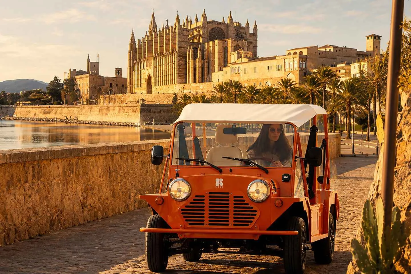 Palma de Mallorca: Electric Mini Moke Sightseeing & Shopping Tour - Image 3