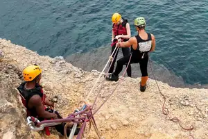 Geführte Coasteering-Tour an der Nordküste Mallorcas - Bild 1