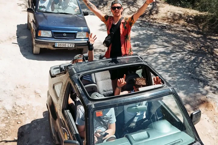 Selbstfahrer 4x4 Offroad Jeepsafari auf Mallorca - Bild 2