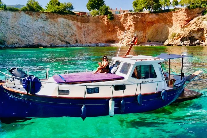 Private Traditional Mallorcan Boat Tour - Image 2