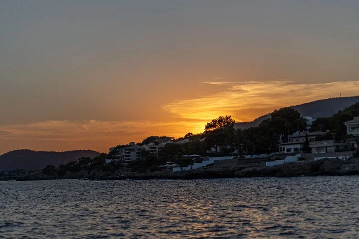 Private Sunset Sailing Tour in the Bay of Palma - Image 4