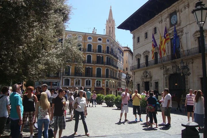 Geführte Palma Altstadttour mit Wein- und Tapasverkostung - Bild 5