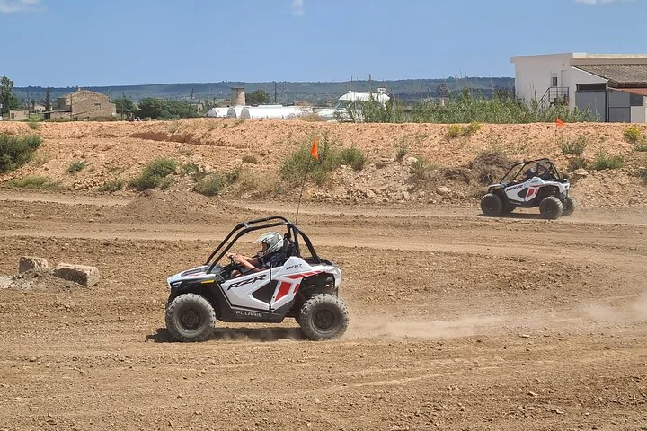 Buggy fahren für Kinder auf dem Parkour in Mallorca - Bild 3