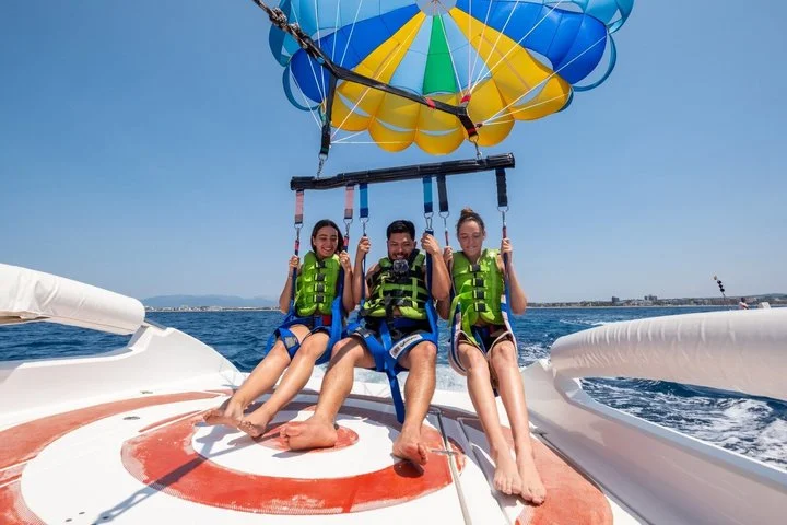 Parasailing ab El Arenal über der Bucht von Palma - Bild 3