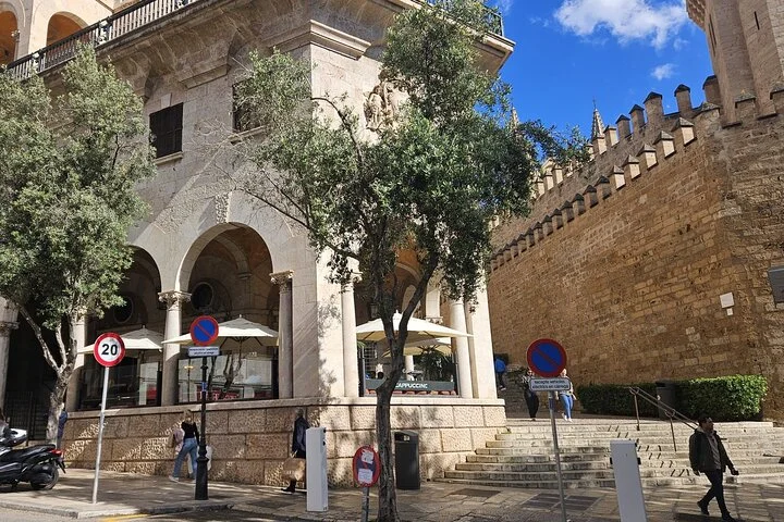 Geführter Altstadt-Rundgang in Palma mit Eintritt in die Kathedrale La Seu - Bild 5