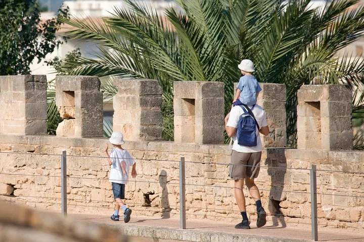 Visita Guiada Privada por el Casco Antiguo de Alcudia - Imagen 5