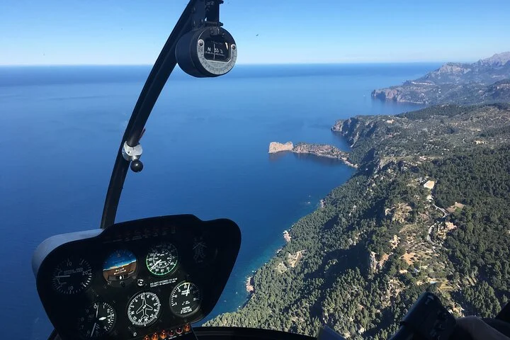 30-Minute Private Helicopter Tour over Mallorca - Image 5