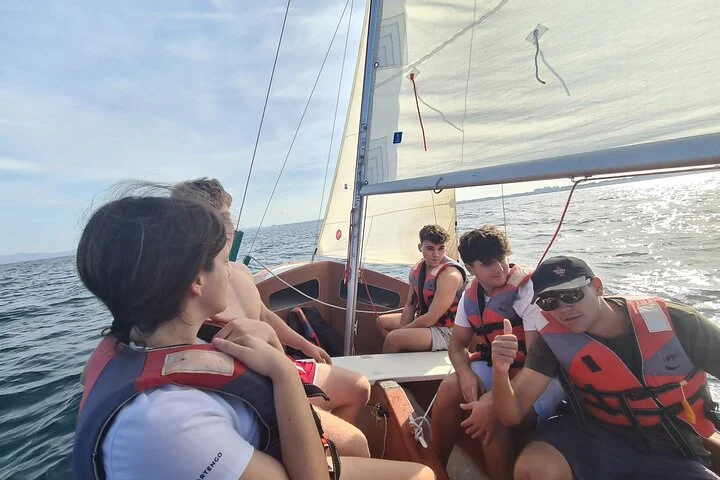 Jollensegelkurs in Alcudia: Segeln lernen auf Mallorca - Bild 2