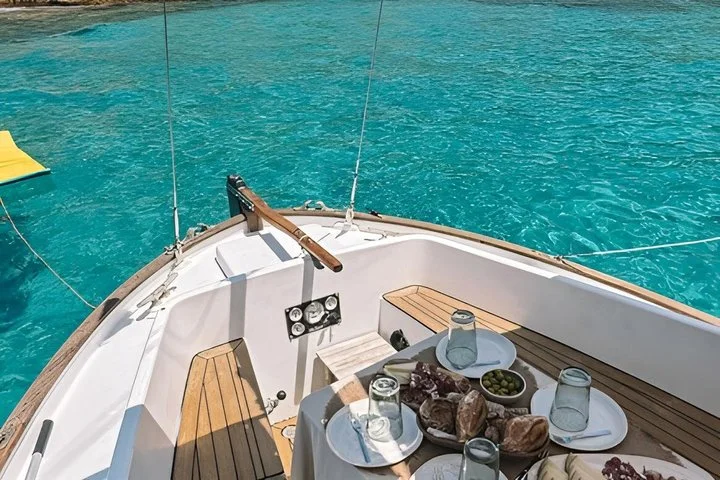 Private Traditional Llaut Boat Tour in the Bay of Palma - Image 3