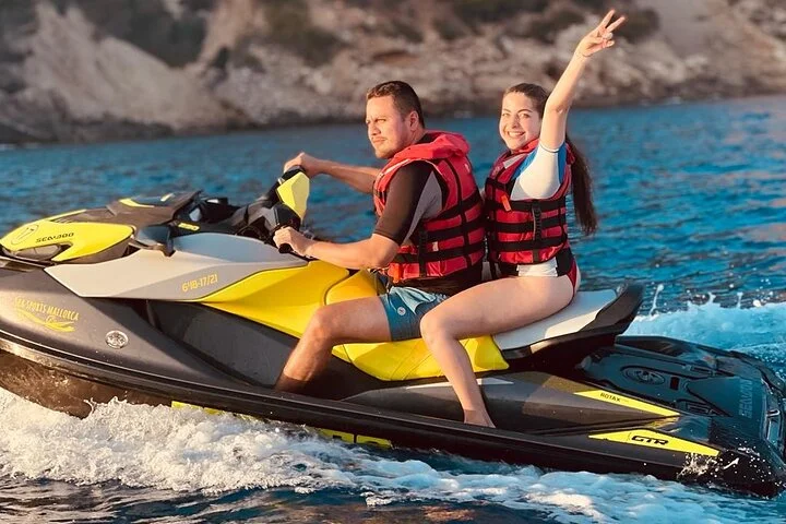 Jetski-Tour in der Bucht von Cala Millor auf Mallorca - Bild 4