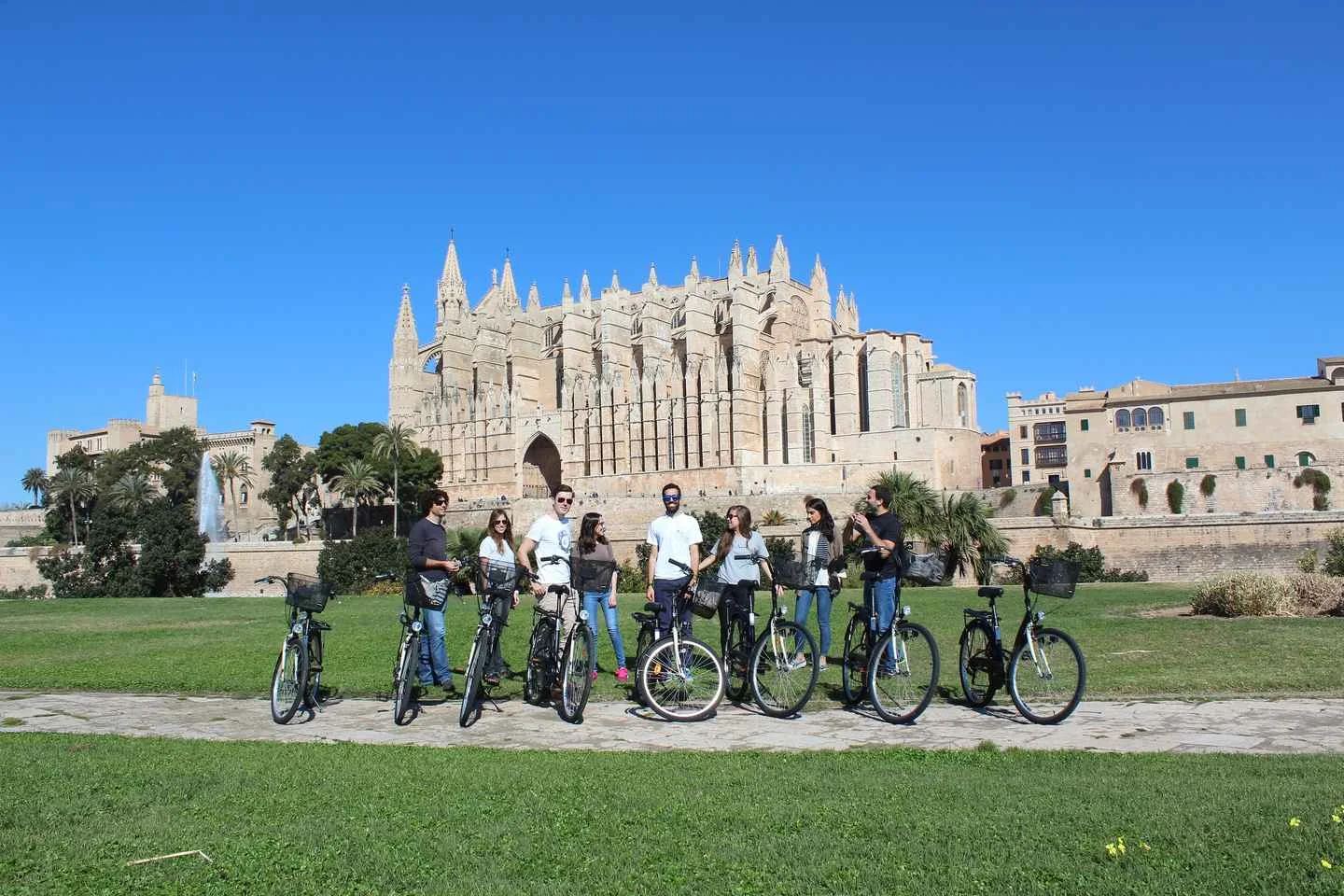 Guided Bike Tour Through Palma de Mallorca's Old Town - Image 2